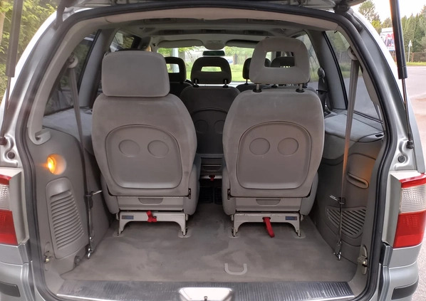 Ford Galaxy cena 7800 przebieg: 304000, rok produkcji 2004 z Sochaczew małe 326